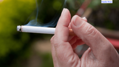 Ex-Smokers reduce their risk of dying young by engaging in healthy habits, a study finds.