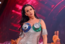 Video of Katy Perry’s Eye Glitch During Her Concert Gets Viral (1)